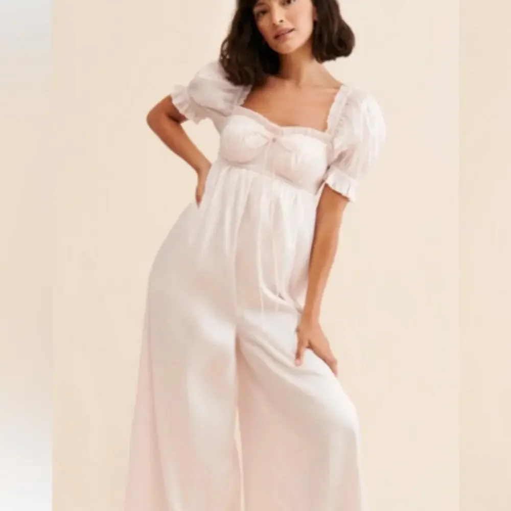 NEW Selkie Seashell Wide Leg Puff Sleeve Jumpsuit Light Pink Women's Size Small - Picture 1 of 11